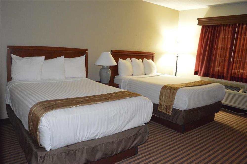 Best Western Hospitality House Емпория Стая снимка