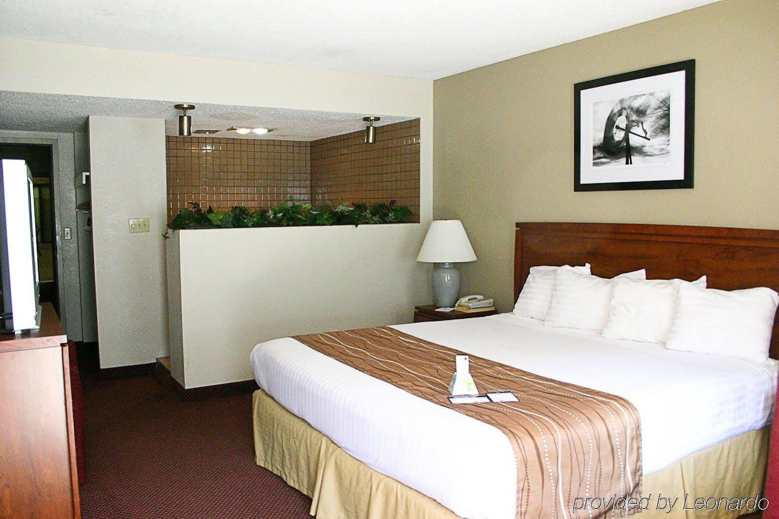 Best Western Hospitality House Емпория Стая снимка