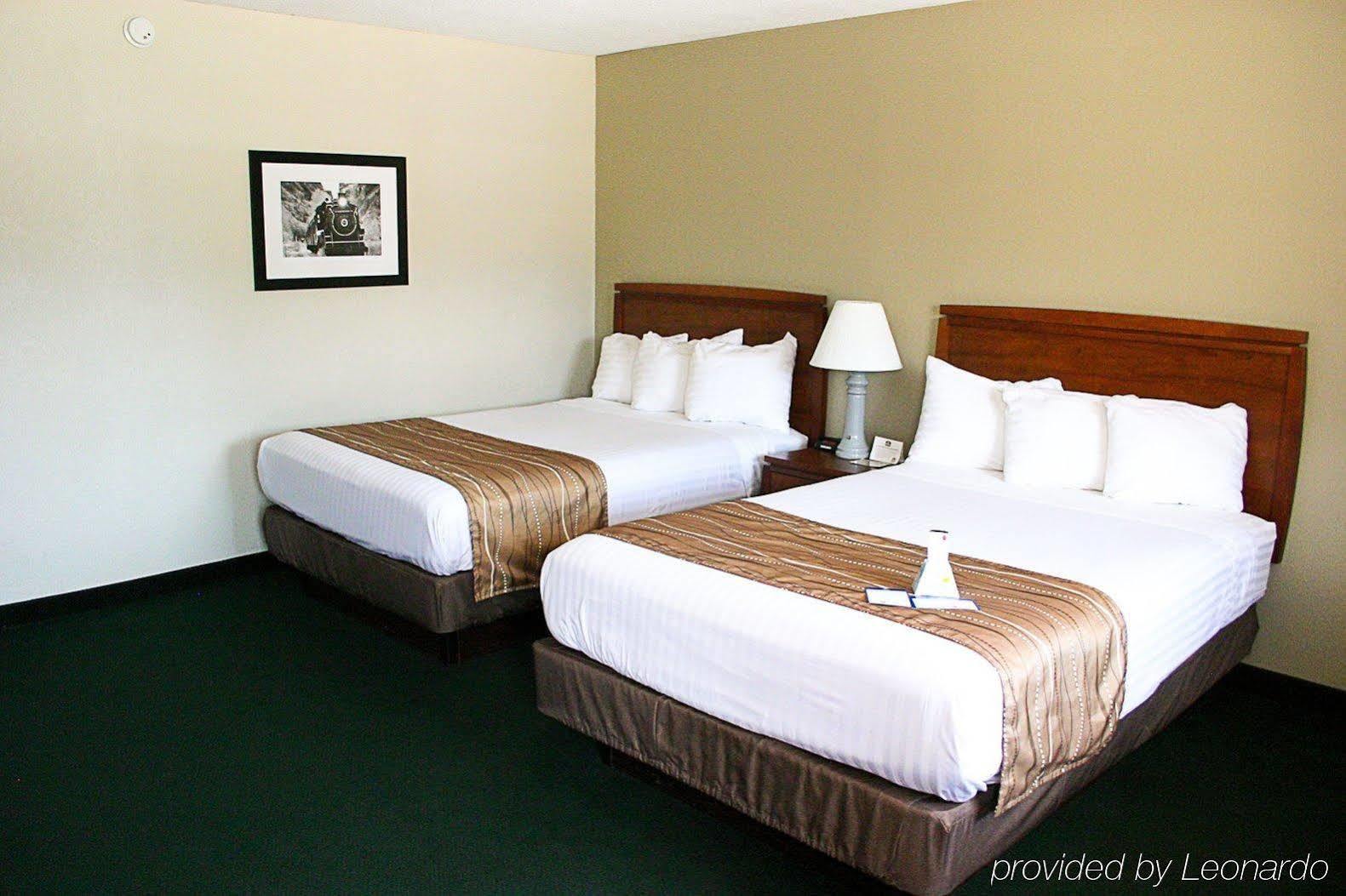 Best Western Hospitality House Емпория Стая снимка