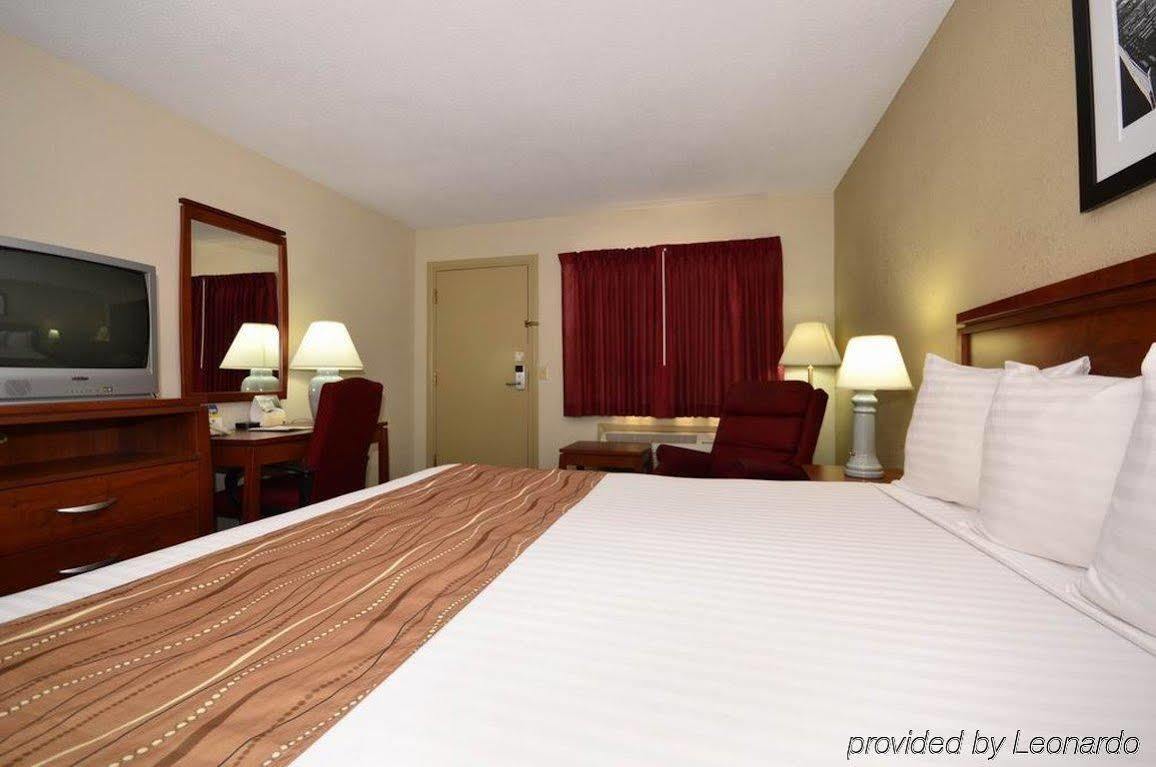 Best Western Hospitality House Емпория Стая снимка